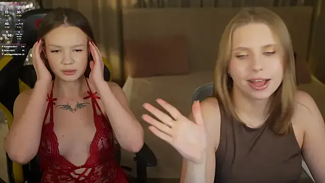 Tiana_Princesss — finger in pussy