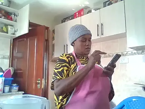 tight_pussy_gall — Freechat on StripChat