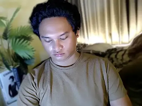 UrGoddess_Sofia — BUZZ ME OWN ME AND OWN MY CUM