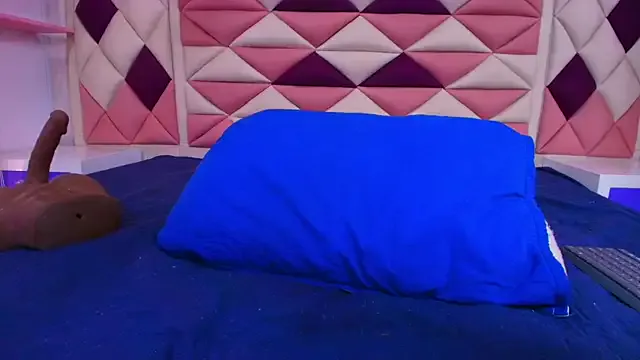 Avatar of valecastro_