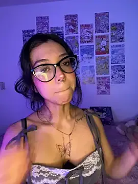 Valen-Foxx — SURPRISE 