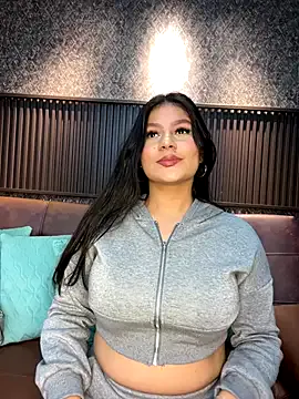 ValeriaMonet — bounce my tits