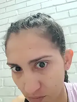 Avatar of valeriaswang_Lucas