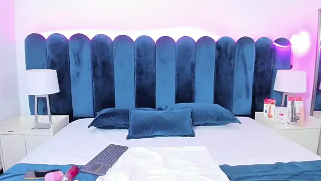 Avatar of VanessaParis__