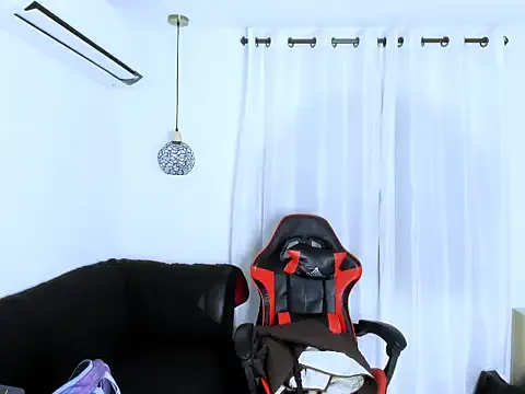 Venus_velvett — Freechat on StripChat