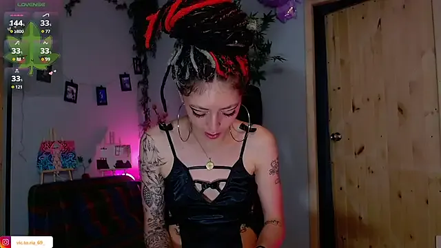 VickyJackson_ — Freechat on StripChat