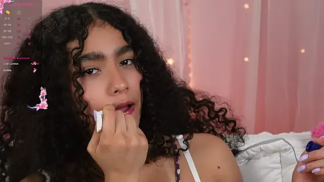 Avatar of Victoria_Curly