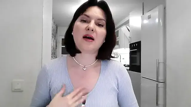 Victoria_Glam — I'll take off my panties and show you