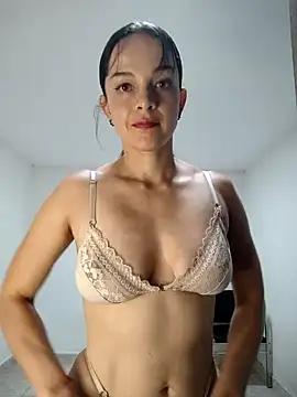 Victoriaakira from StripChat is Freechat