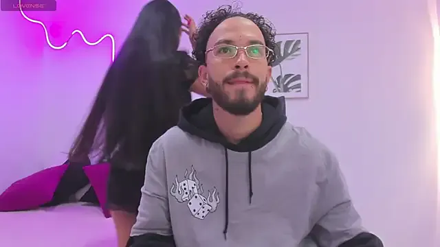 Avatar of Violet_and_Paul