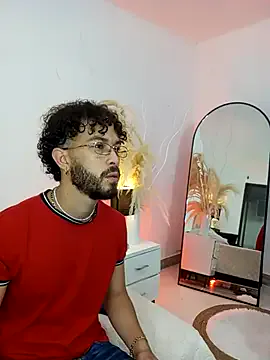 Avatar of Violet_and_Paul