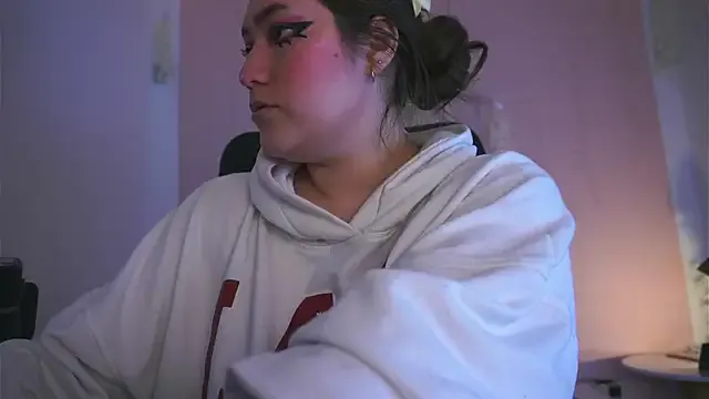 Avatar of Violet_moon24