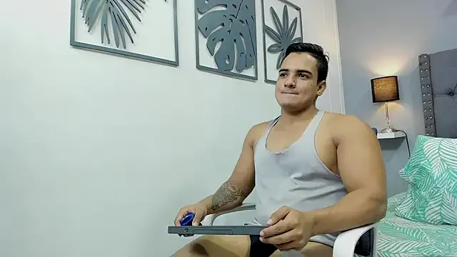 Avatar of violeta_and_maxx