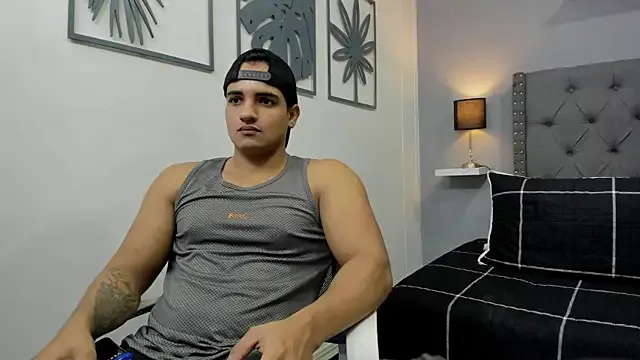 Avatar of violeta_and_maxx