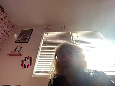 VixenCapri — Get fucked doggy