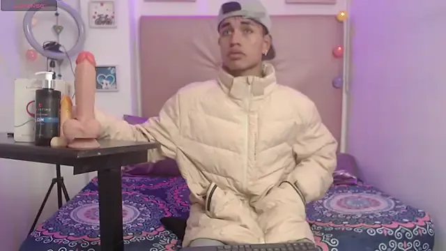 willians___0 — show hard cock