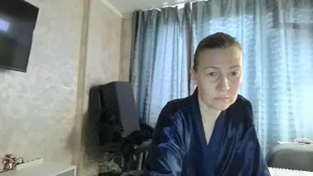 WindChristy — naked in high heels toy in ass dancing