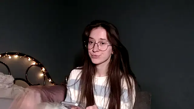 wow__kelly — naked+oil on body