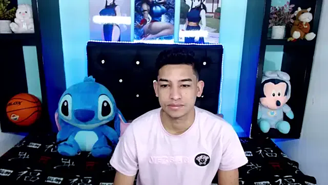 x_oliver_x — naked