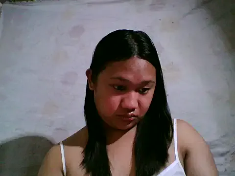 XxgiganticoliviacummerxX — Hey Everyone! Lets Play and Cum 