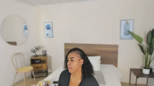 YariRose — ass oill + twerkin