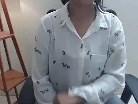 your_nikkii — smoking  show