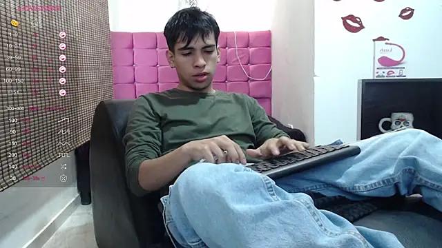 zack_thunder from StripChat is Freechat