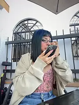 Avatar of ZoeRaven_Pink